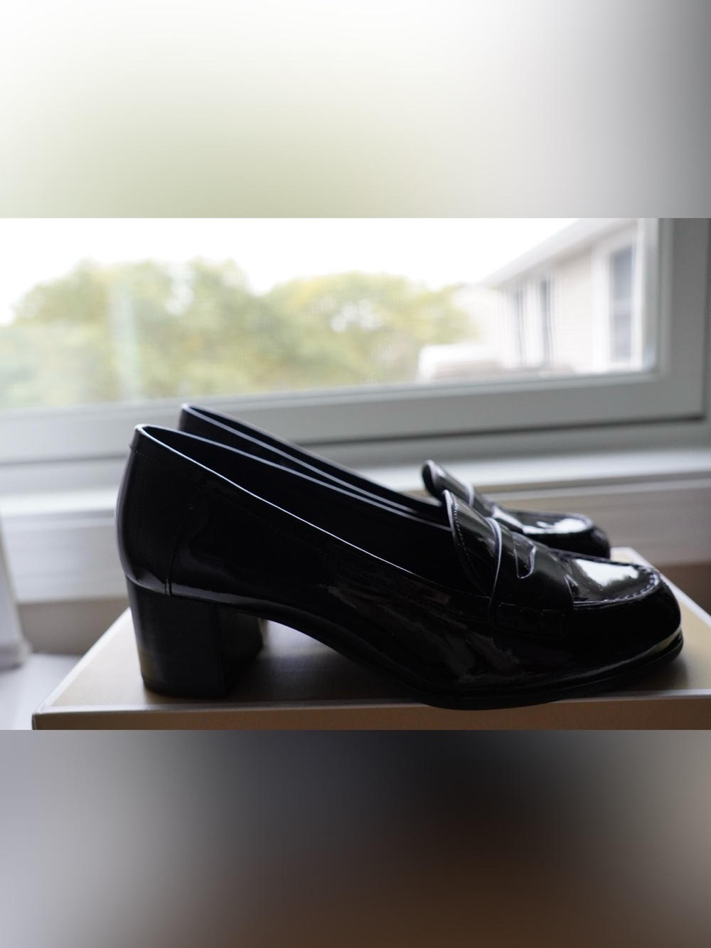 Michael Kors Black Patent Block-Heel Loafers – Size 6